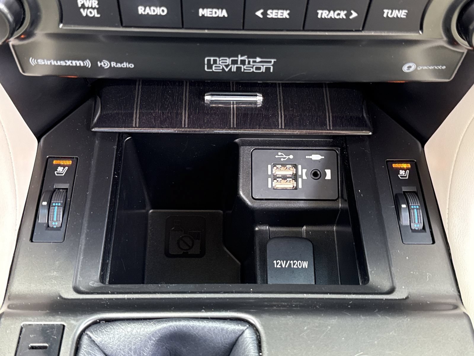 Used 2023 Lexus GX 460 Luxury w/ Sport Design Package AWD/4WD image 26
