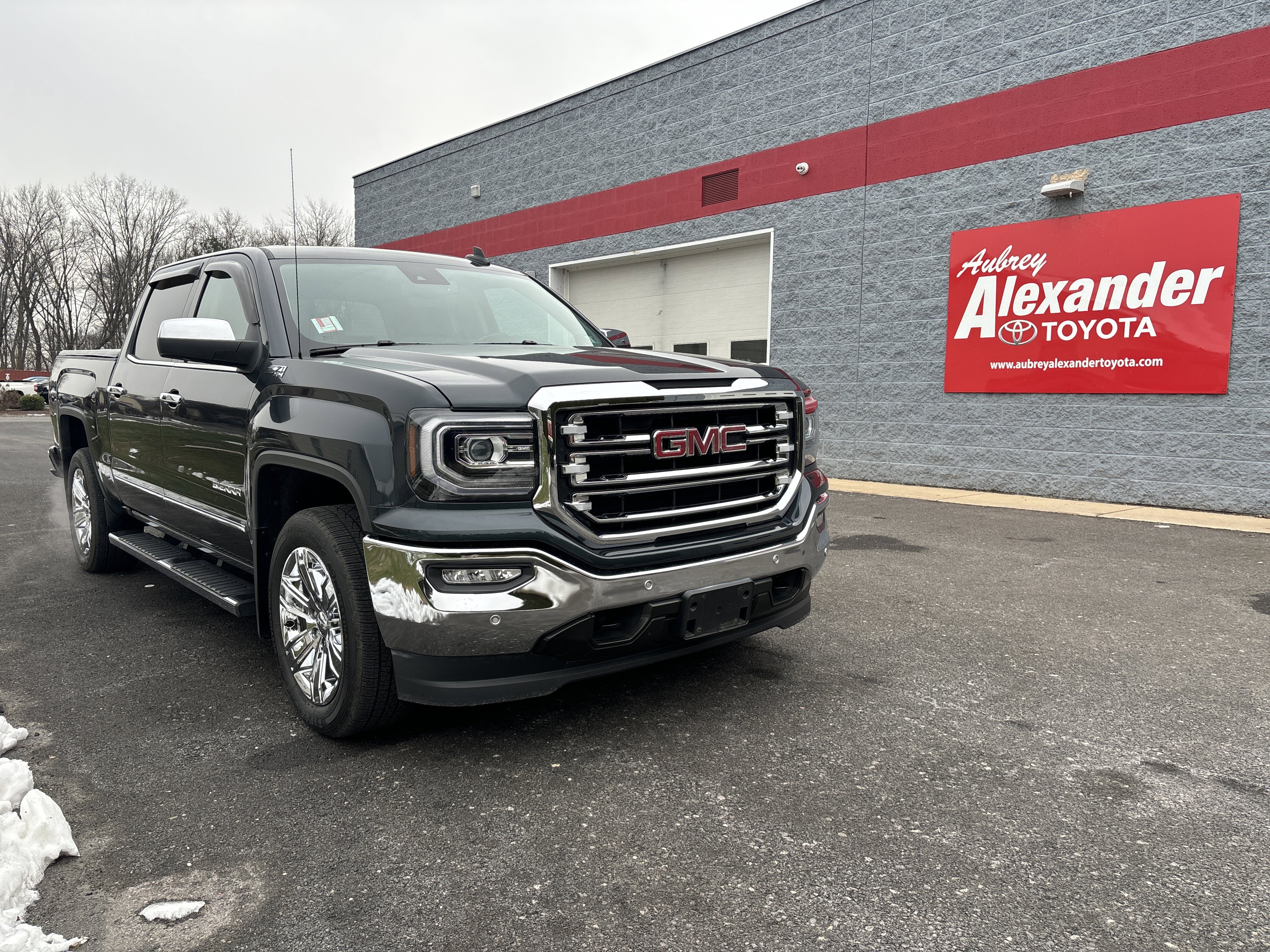 Used 2018 GMC Sierra 1500 SLT