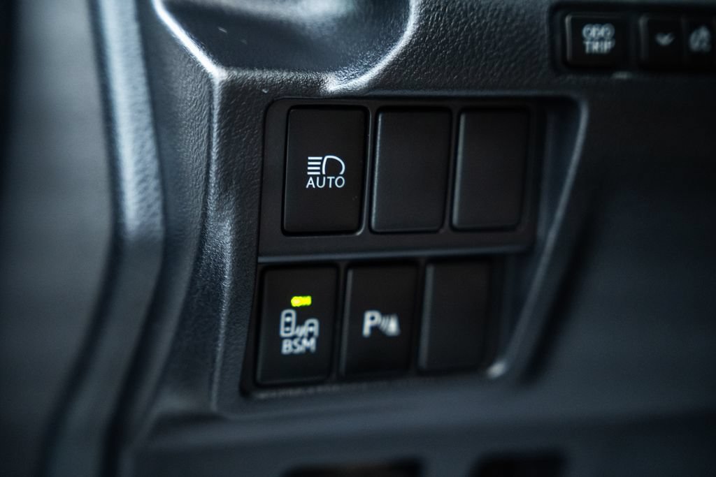 Used 2020 Lexus IS 300 w/ Navigation Package RWD image 42