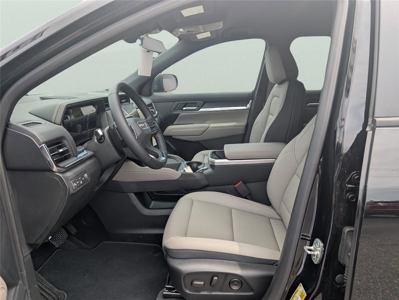 New 2026 GMC Terrain Elevation w/ Elevation Premium Package image 12