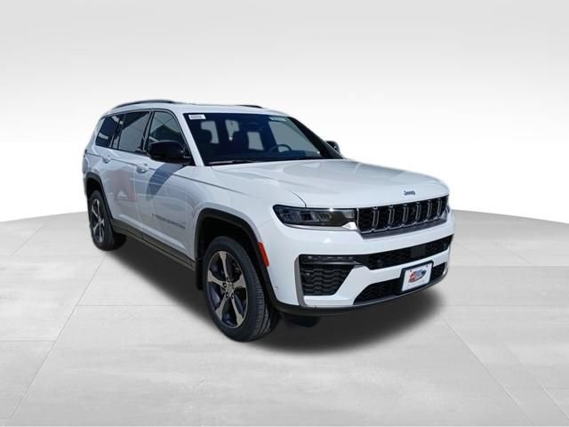 New 2026 Jeep Grand Cherokee L Limited w/ Luxury Tech Group II AWD/4WD image 6