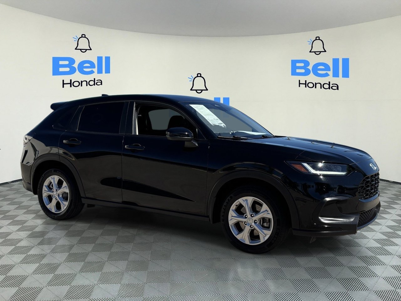 Used 2025 Honda HR-V LX image 6