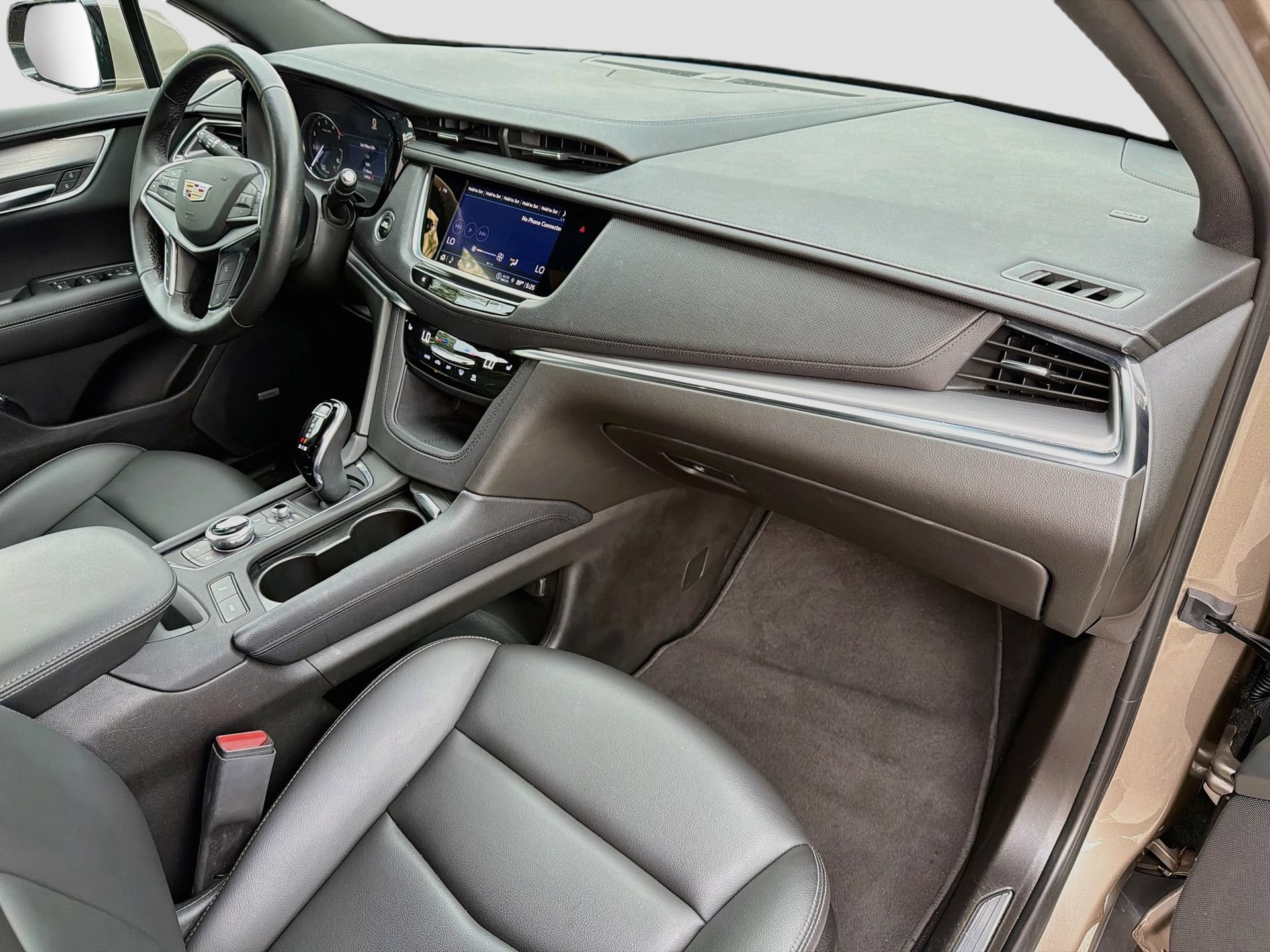 Certified 2023 Cadillac XT5 Luxury FWD image 16