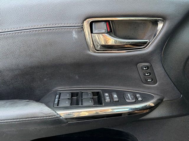 Used 2016 Toyota Avalon Touring FWD image 12