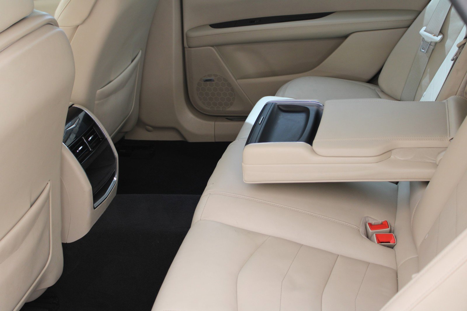 Used 2017 Cadillac CT6 2.0T RWD image 17