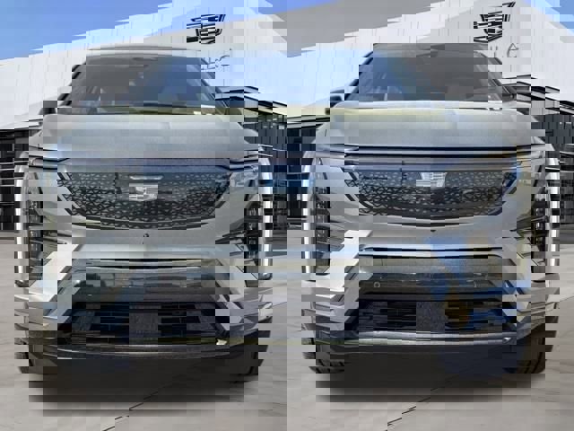 New 2025 Cadillac Optiq Sport 1 w/ LPO, ONYX Package image 4