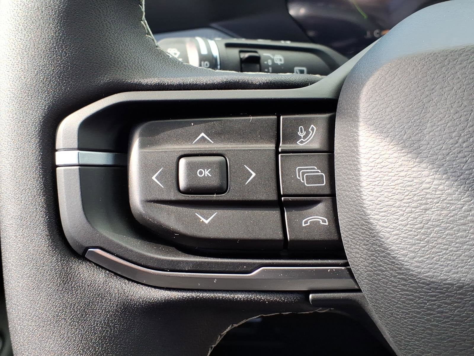 New 2026 Jeep Cherokee Laredo image 15