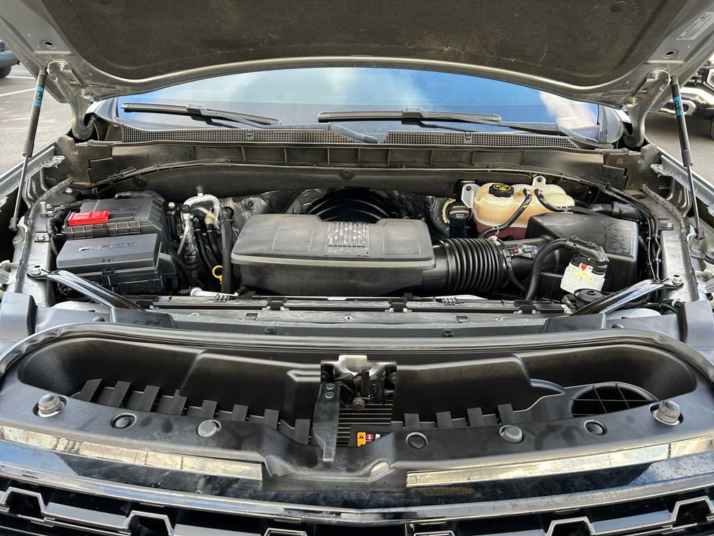 Used 2023 Chevrolet Tahoe Z71 w/ Z71 Off-Road Package AWD/4WD image 29