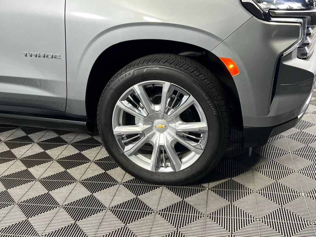 Used 2024 Chevrolet Tahoe High Country w/ Premium Package image 11