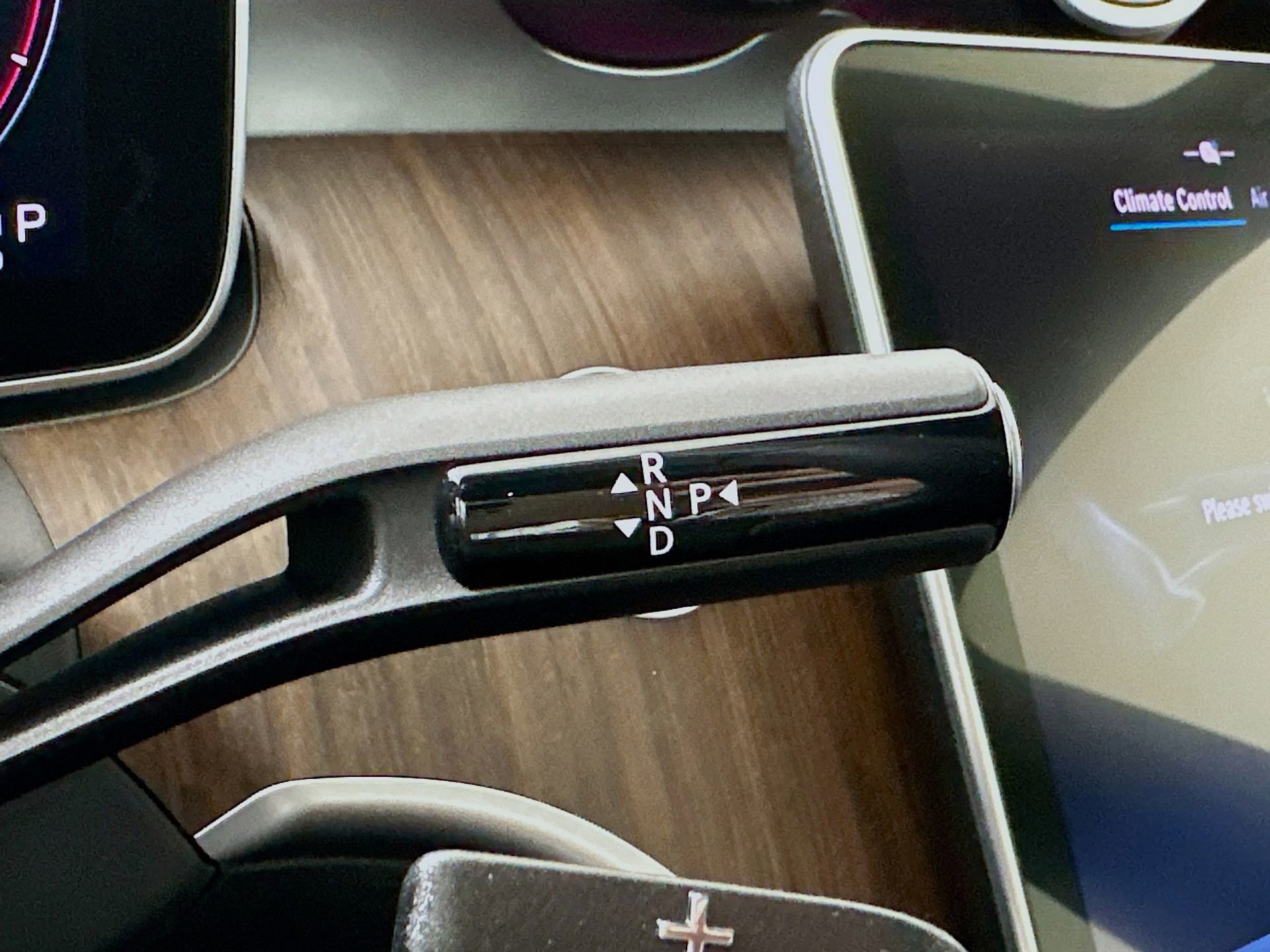 Used 2025 Mercedes-Benz C 300 Sedan image 17