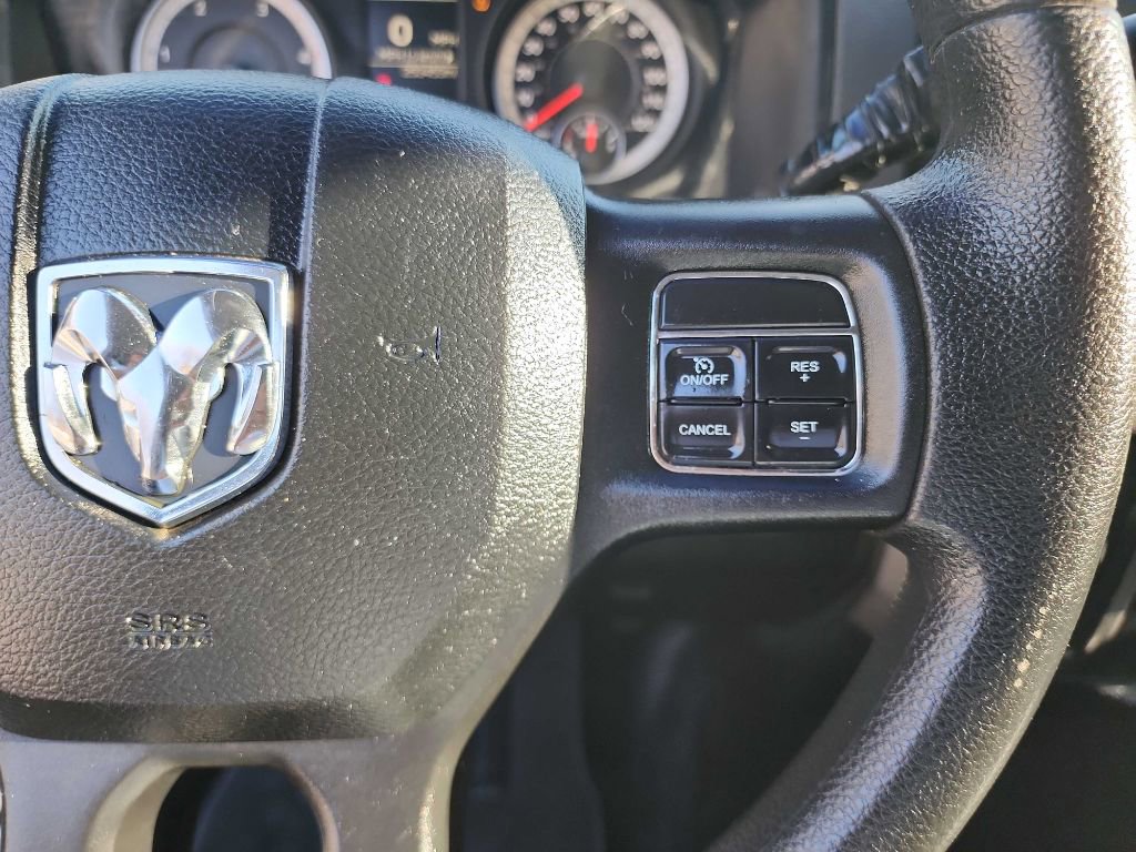 Used 2013 RAM 2500 Tradesman w/ Chrome Appearance Group image 16