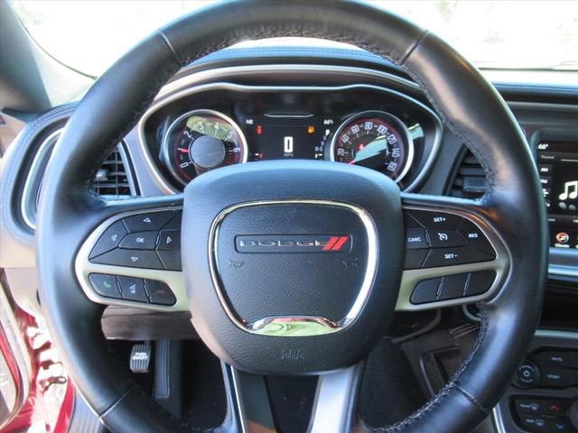 Used 2020 Dodge Challenger SXT w/ Plus Package image 18
