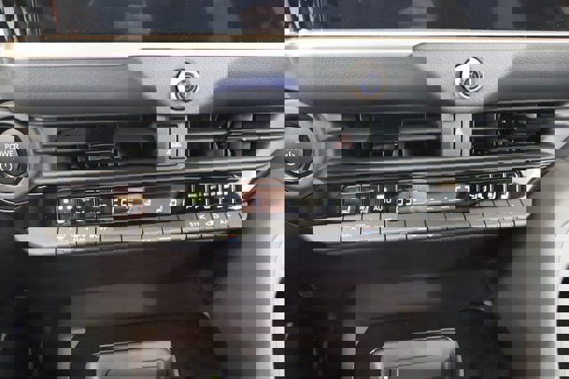 New 2026 Toyota Crown Platinum image 20