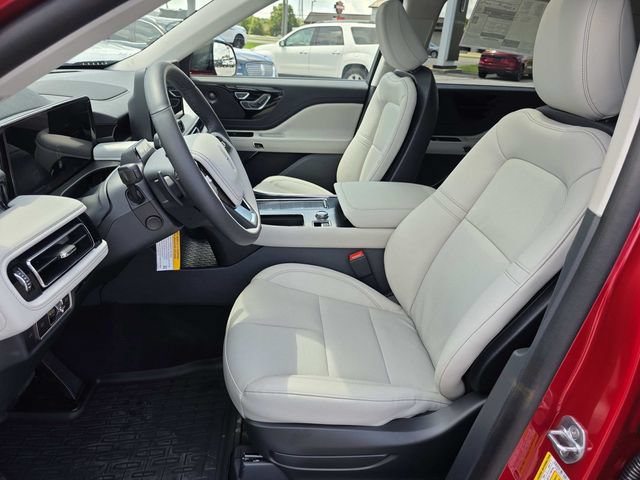 New 2026 Lincoln Aviator 2WD image 8