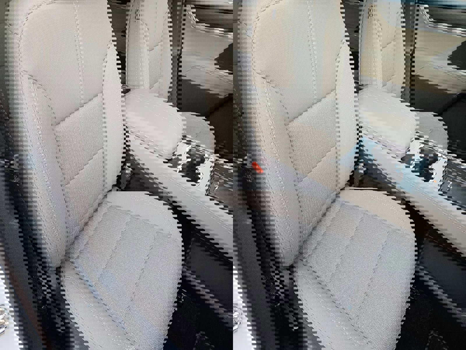 New 2026 GMC Acadia Elevation image 30