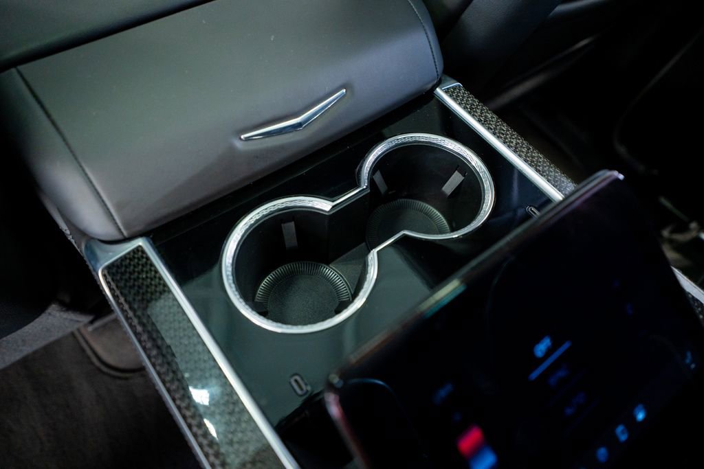 Used 2025 Cadillac Escalade ESV V image 54