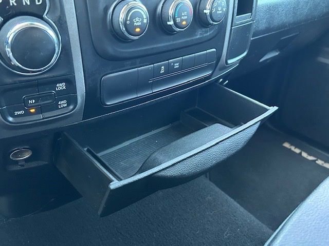 Used 2016 RAM 1500 Express AWD/4WD image 8