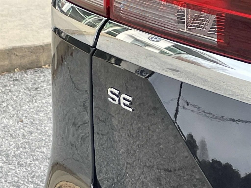 New 2026 Volkswagen Atlas SE FWD image 12