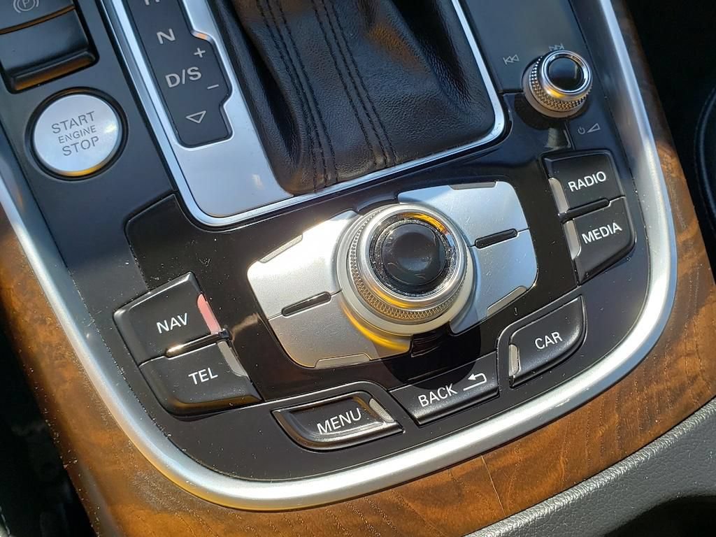 Used 2015 Audi Q5 2.0T Premium Plus w/ Technology Package AWD/4WD image 31