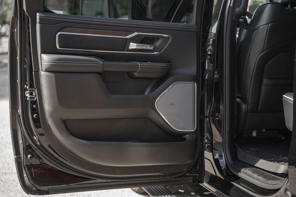 New 2026 RAM 1500 Laramie AWD/4WD image 42