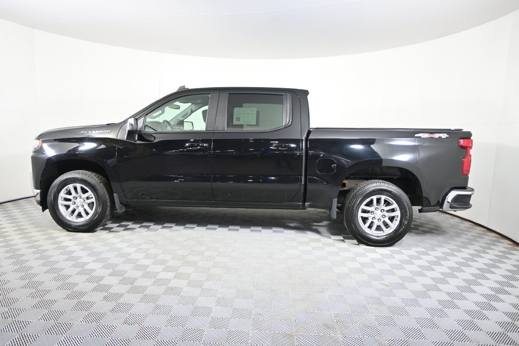 Used 2021 Chevrolet Silverado 1500 LT AWD/4WD image 3