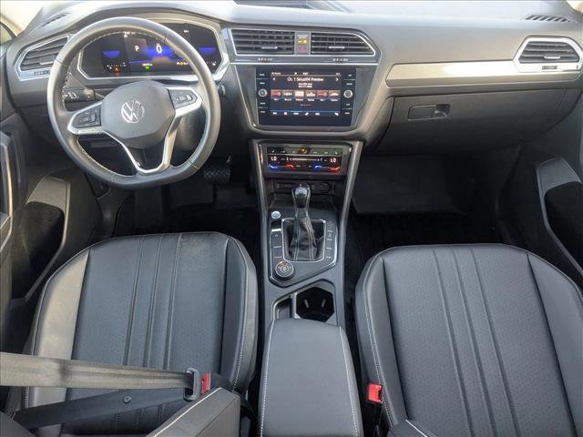 Used 2022 Volkswagen Tiguan SE image 14