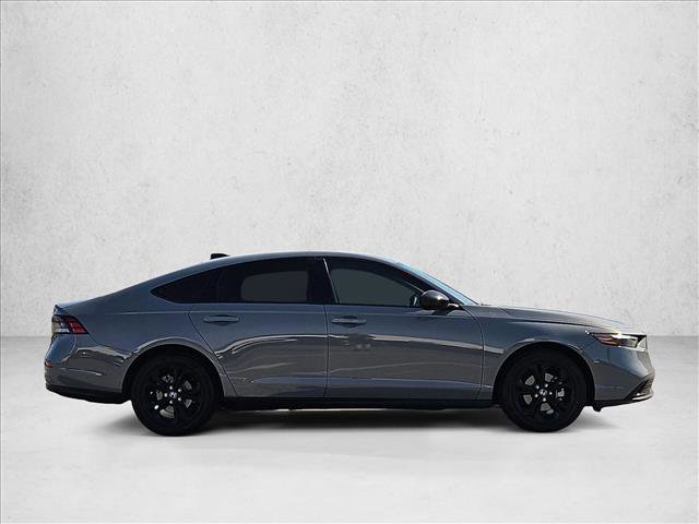Used 2025 Honda Accord SE image 4