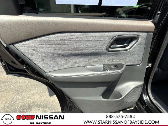 Certified 2021 Nissan Rogue S image 17