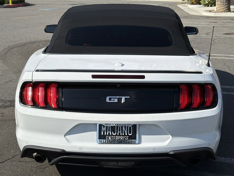Used 2022 Ford Mustang Premium image 12