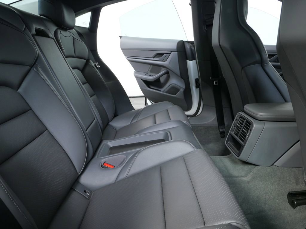 Certified 2022 Porsche Taycan 4S image 19