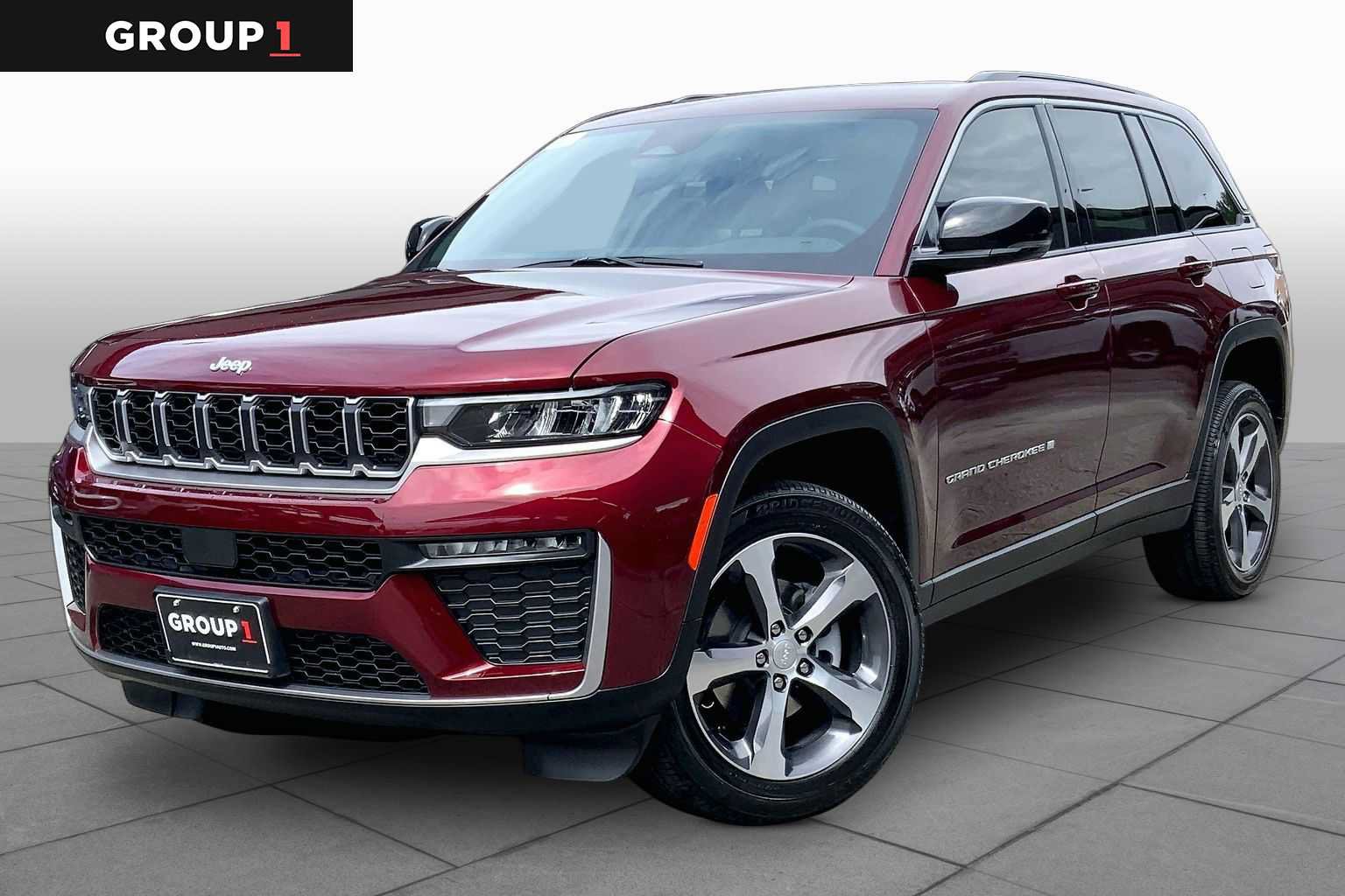 New 2026 Jeep Grand Cherokee Limited RWD image 1