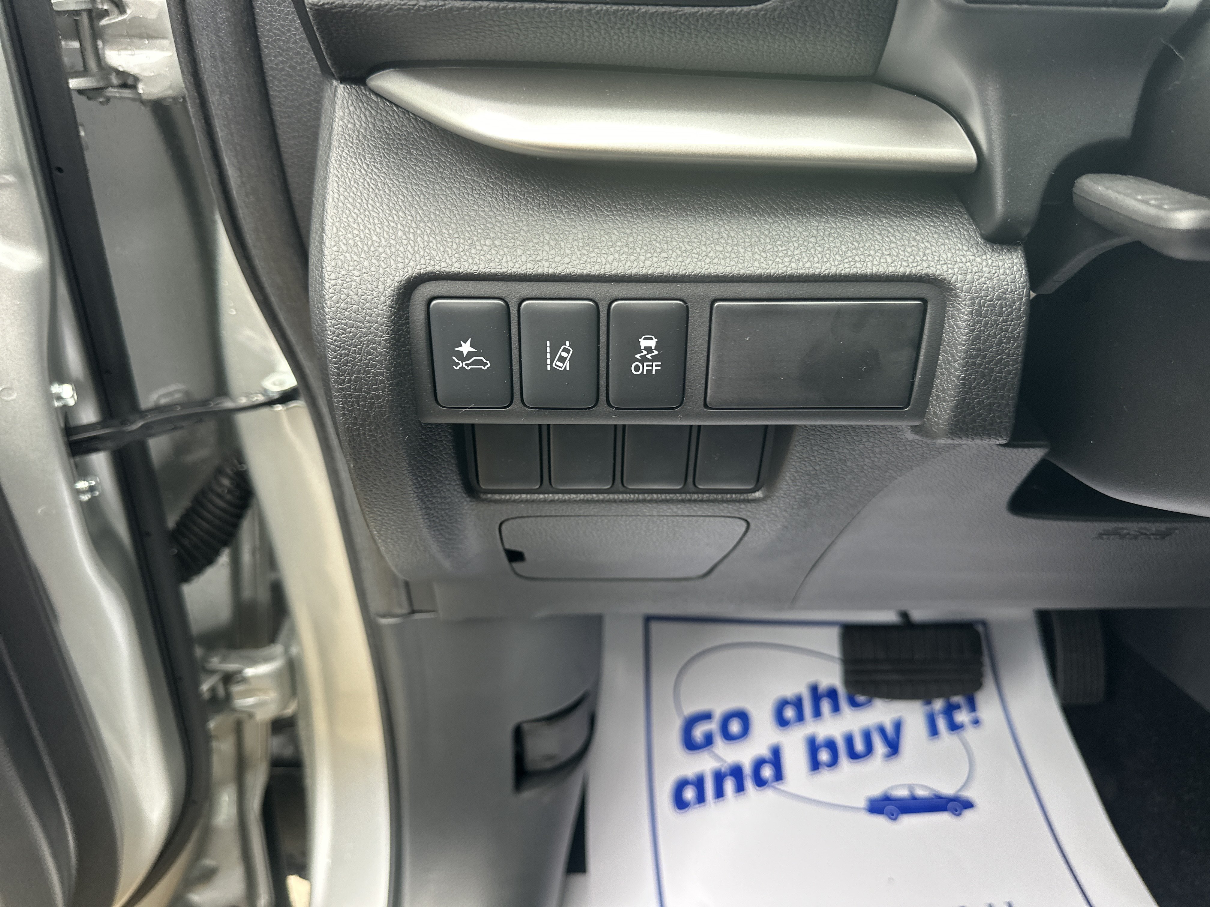 New 2026 Mitsubishi Eclipse Cross ES AWD/4WD image 10