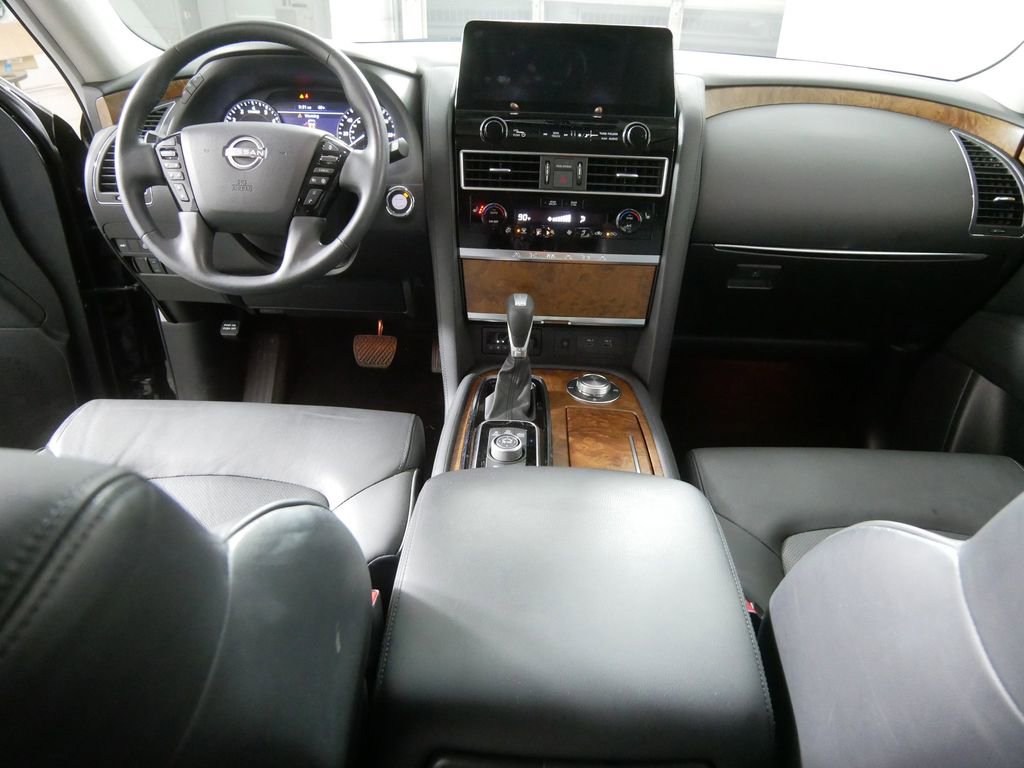 Used 2024 Nissan Armada SL w/ Captain's Chairs Package image 20