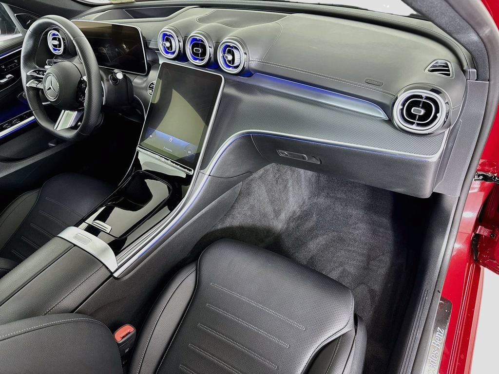 Used 2025 Mercedes-Benz C 300 Sedan image 17