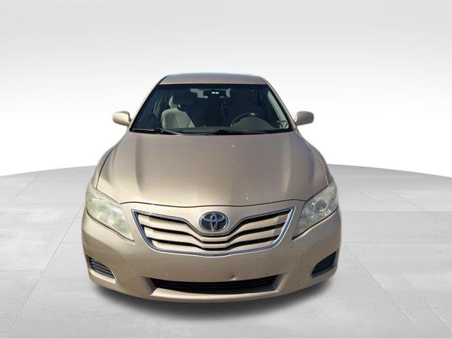 Used 2011 Toyota Camry LE FWD image 9