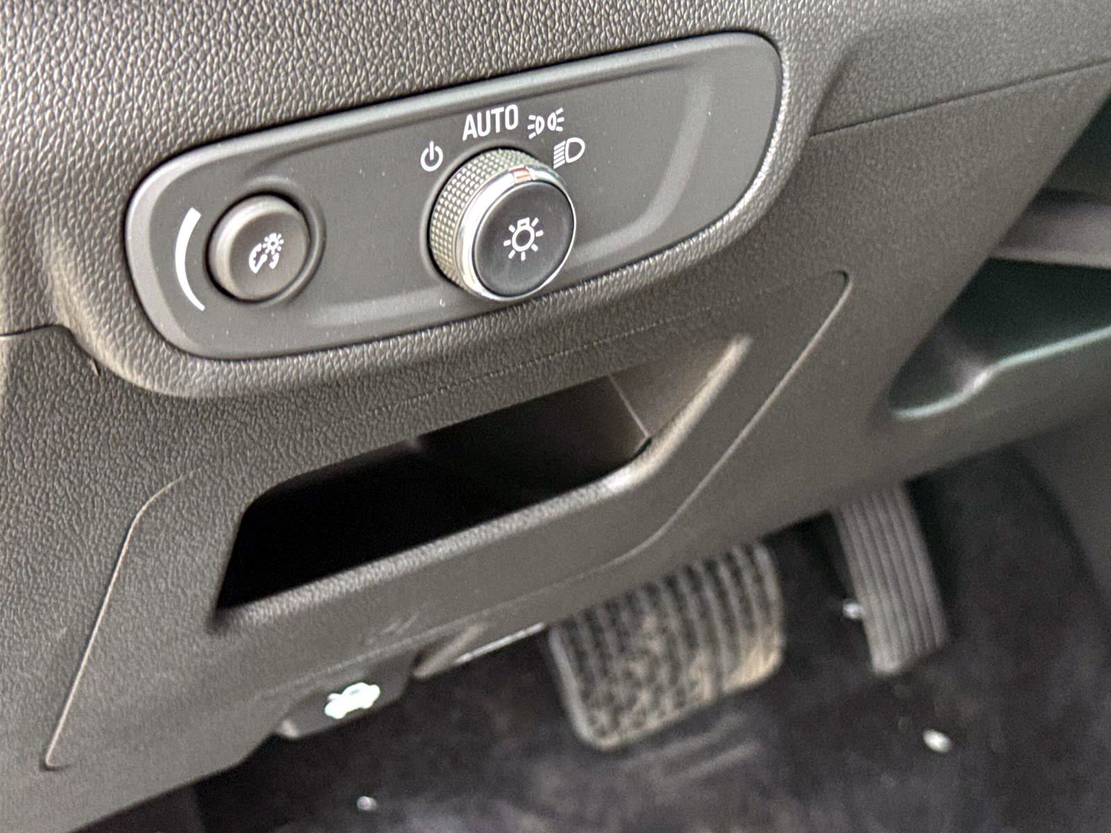 New 2026 Chevrolet TrailBlazer LT w/ Convenience Package image 20