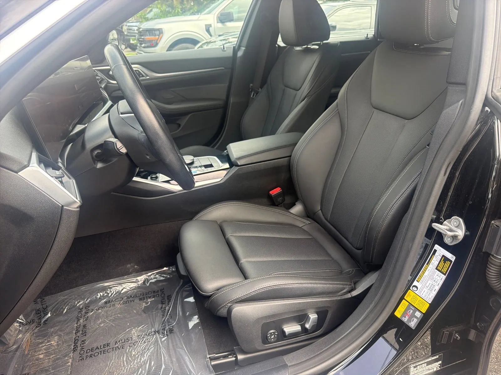 Used 2023 BMW i4 eDrive35 RWD image 10