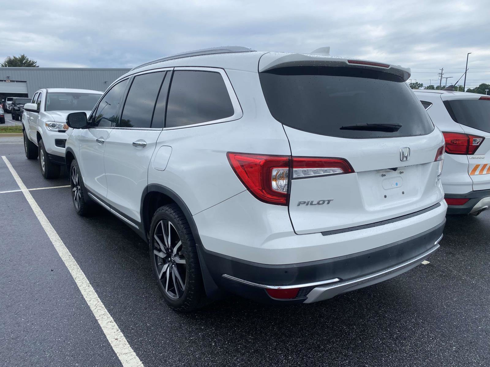 Used 2022 Honda Pilot Touring image 5