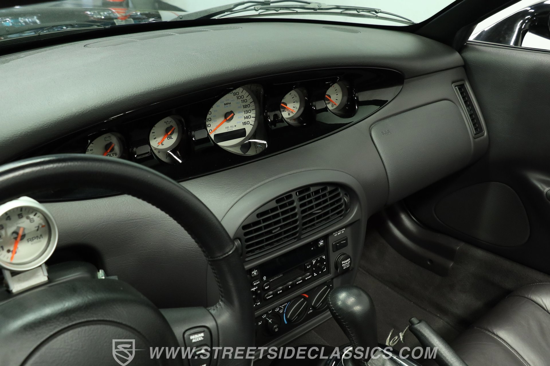 Used 2000 Plymouth Prowler image 40