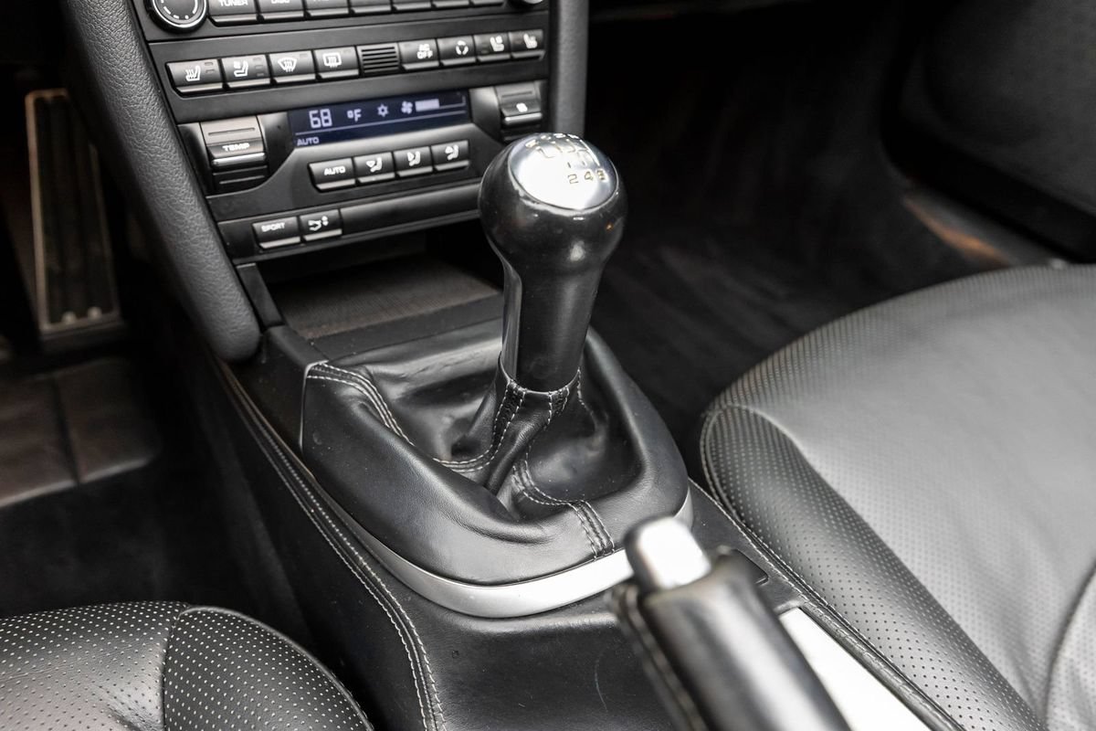 Used 2012 Porsche 911 Carrera Black Edition RWD image 29