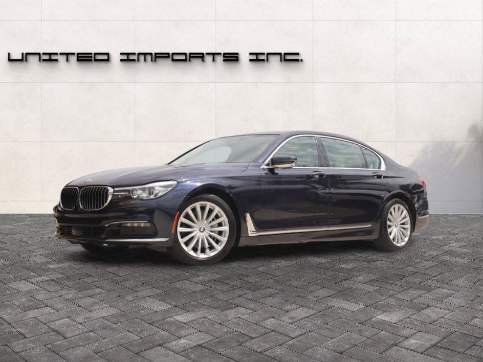 Used 2017 BMW 740i RWD image 1
