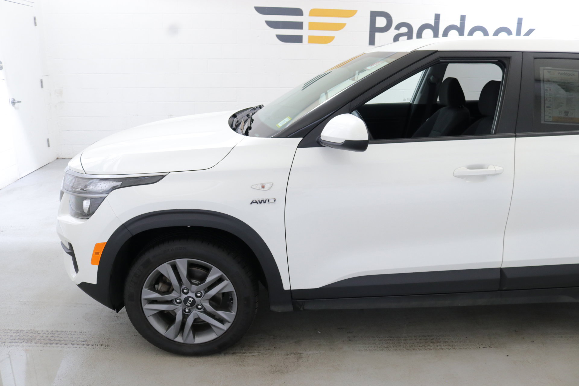 Used 2021 Kia Seltos LX image 4