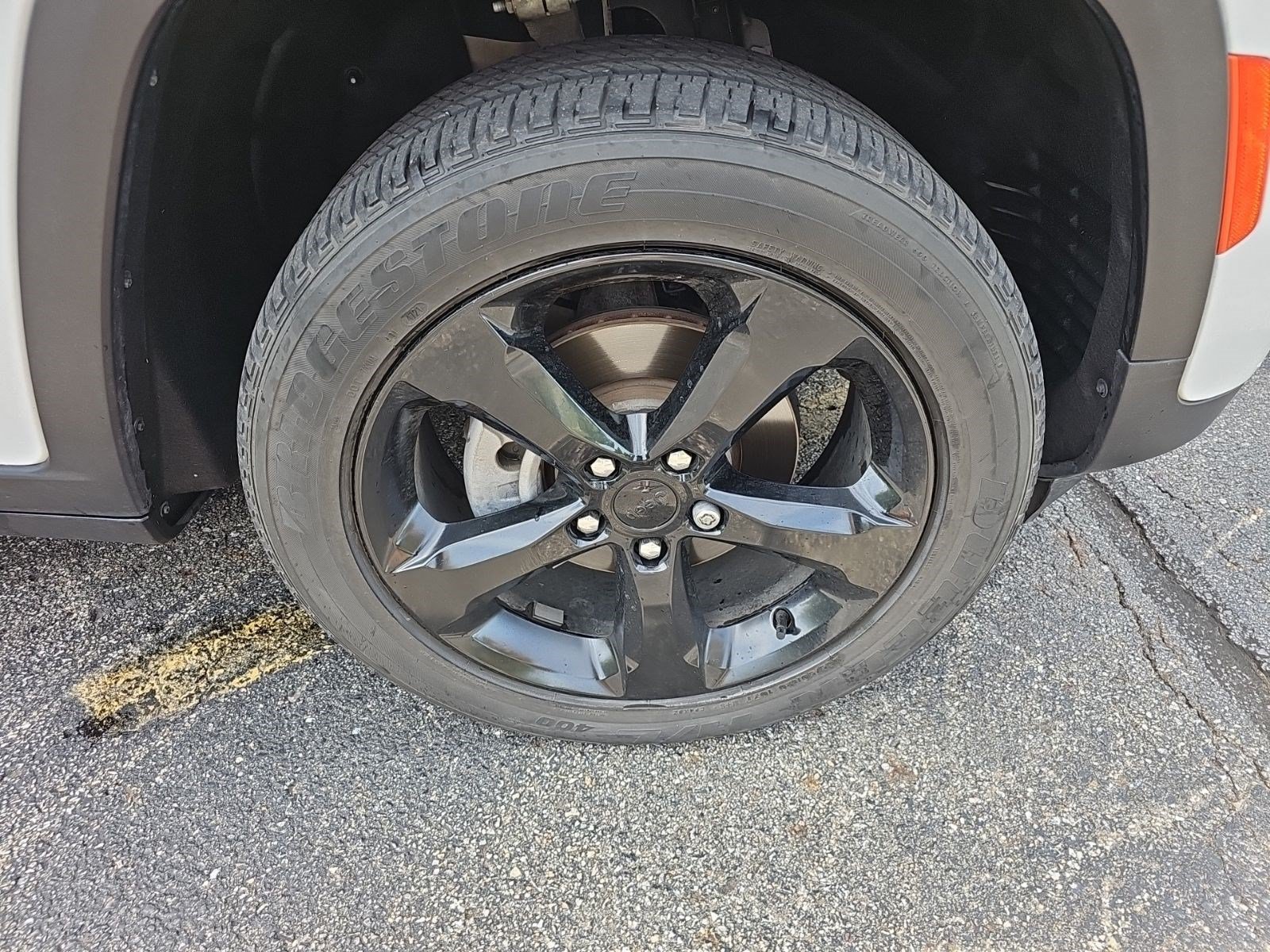 Used 2023 Jeep Grand Cherokee Altitude AWD/4WD image 9