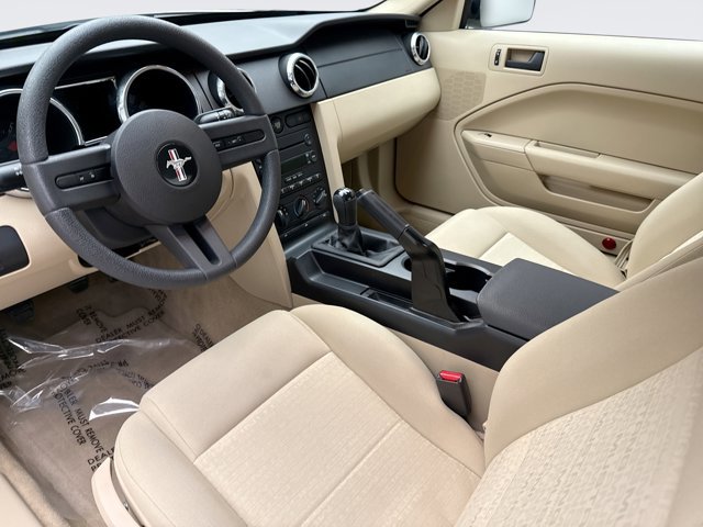 Used 2006 Ford Mustang Coupe image 10