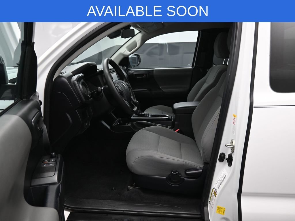 Used 2019 Toyota Tacoma SR image 9