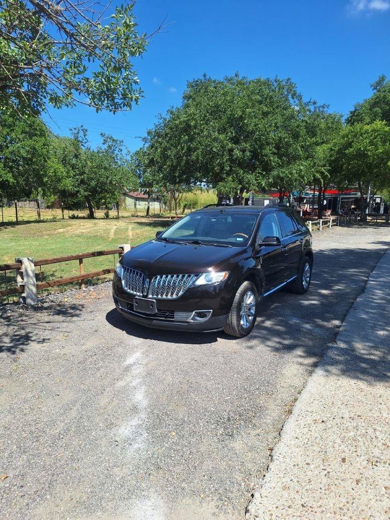 Used 2014 Lincoln MKX FWD w/ Equipment Group 101A image 10