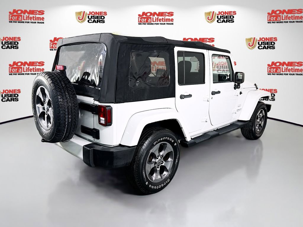 Used 2016 Jeep Wrangler Unlimited Sahara image 13