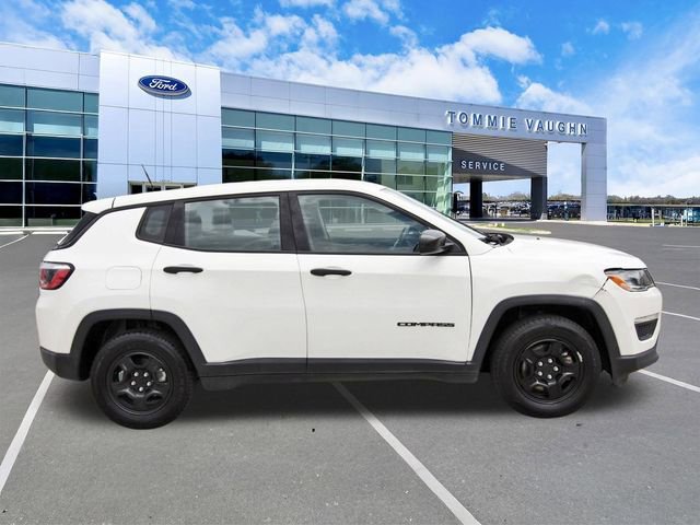Used 2018 Jeep Compass Sport FWD image 5