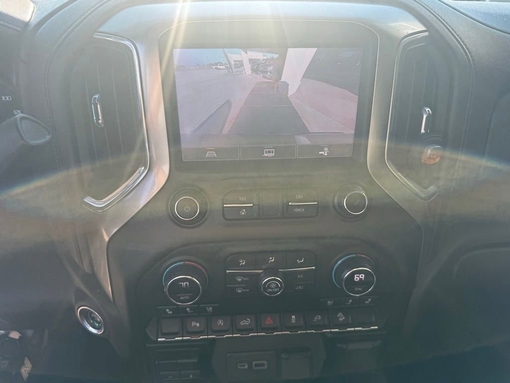 Used 2021 Chevrolet Silverado 1500 LTZ w/ Z71 Off-Road Package AWD/4WD image 13