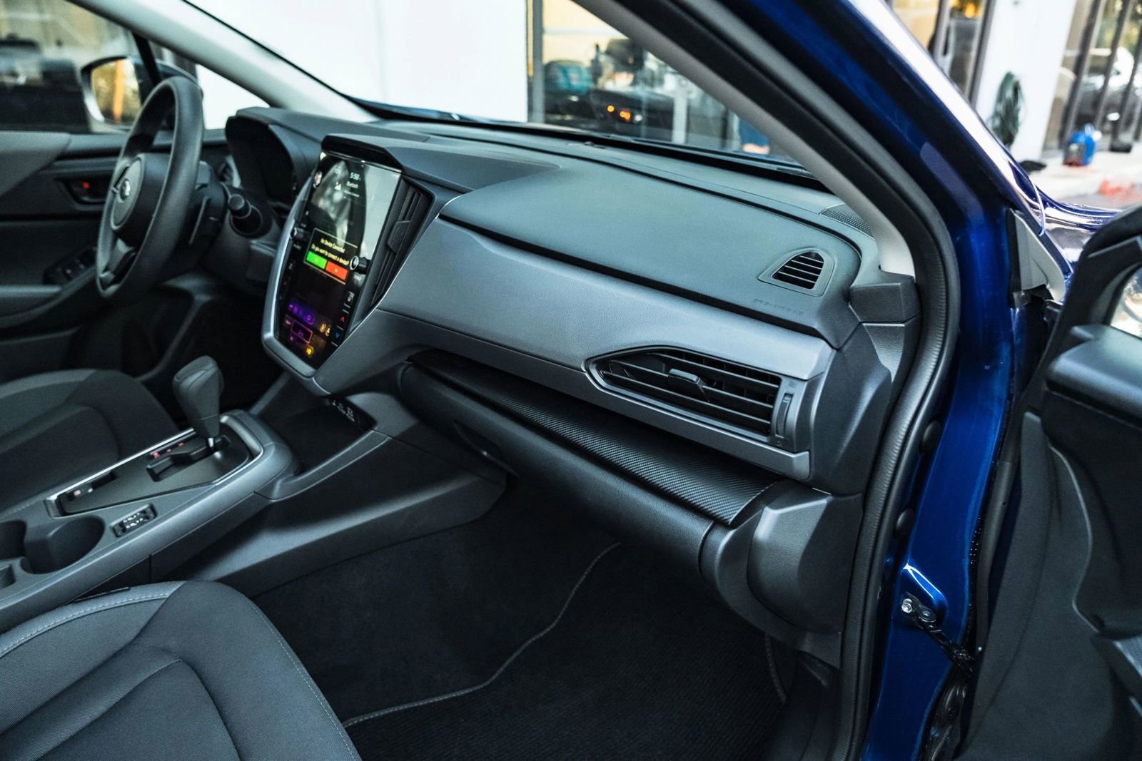 Used 2025 Subaru Crosstrek 2.0i Premium image 32